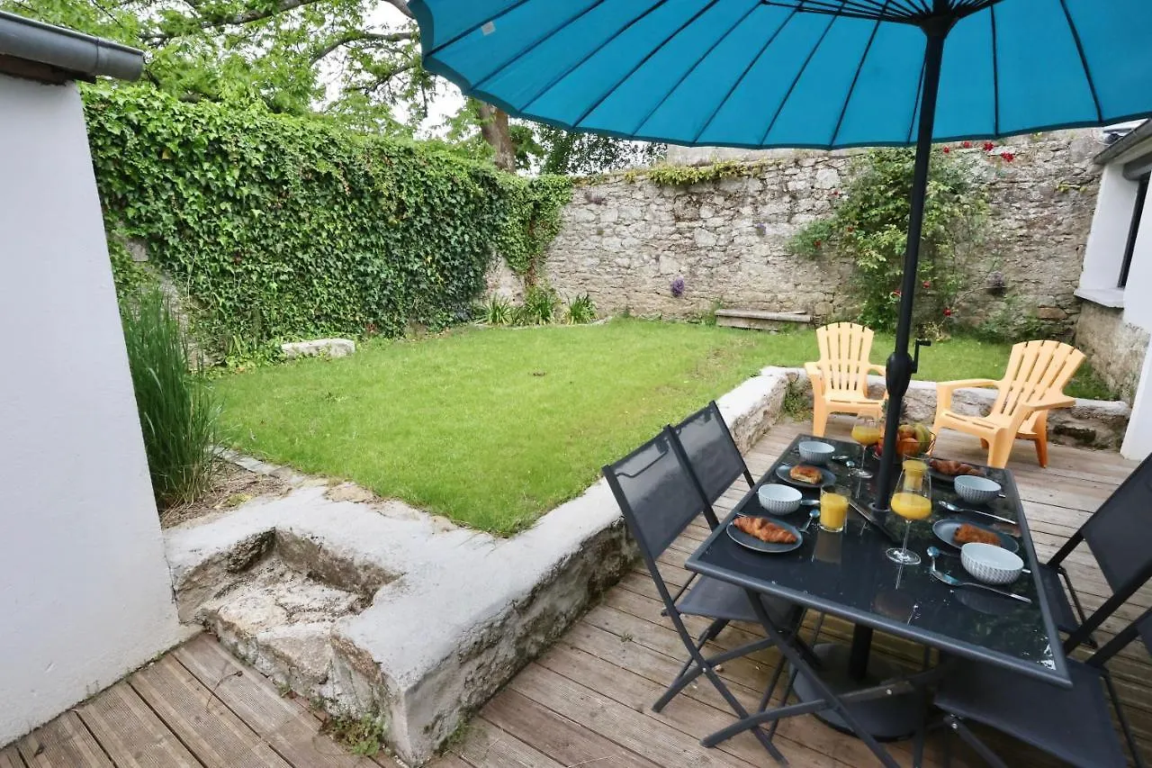 L'Atelier Et Sa Terrasse Apartment Pontivy